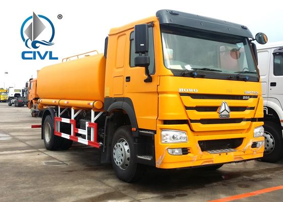 Wässern Sie Tankwagen 4x2 EURO2 Maschinen-Berieselungsanlagen-LKW Straße, die Multifunktionsberieselungsanlage des speziellen Fahrzeugs grünt